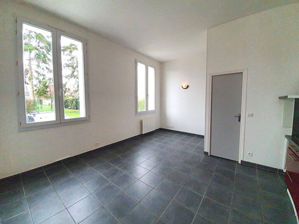 Appartement 2 pièces 35 m² · à Sainte-Geneviève-des-Bois · 34,6 m² · 703 €/mois