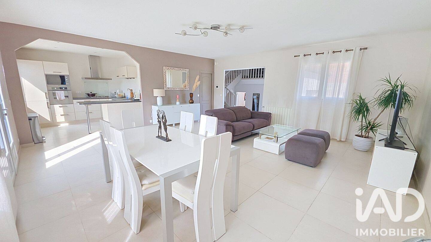 Maison 6 pièces 138 m² · à Pontault-Combault · 138 m² · 440 000 €