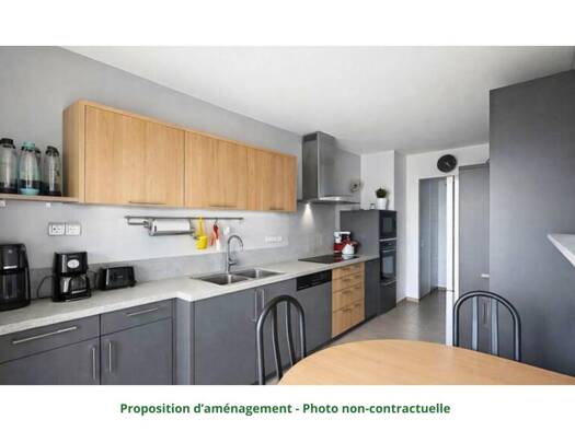 Appartement à vendre 163 000 € 5 pièces 3 chambres 100 m² Étage 9/16 Bergson-La Terrasse Saint-Étienne 42000