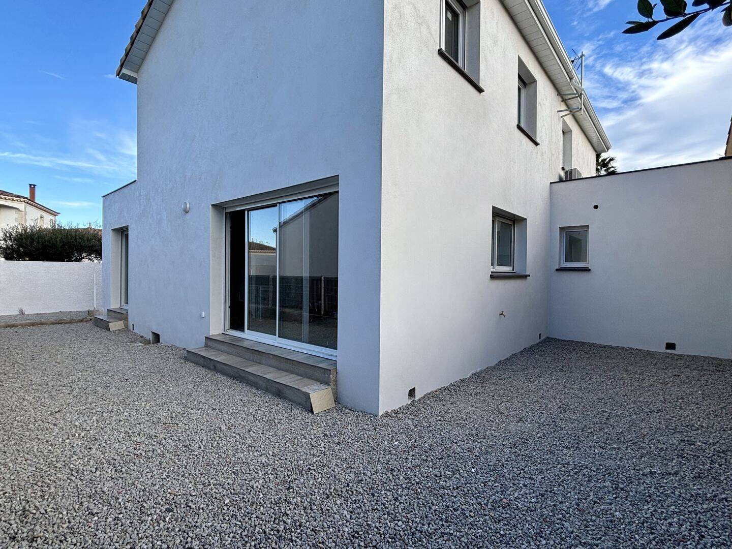 Maison 4 pièces 80 m² · à Vias · 80 m² · 1 100 €/mois