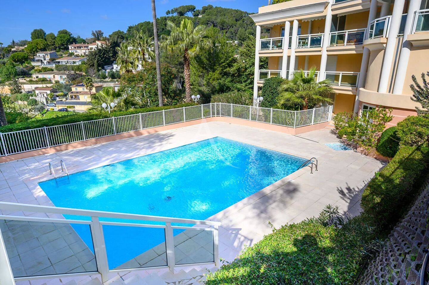 Appartement 3 pièces 93 m² · à Le Cannet · 93 m² · 465 000 €
