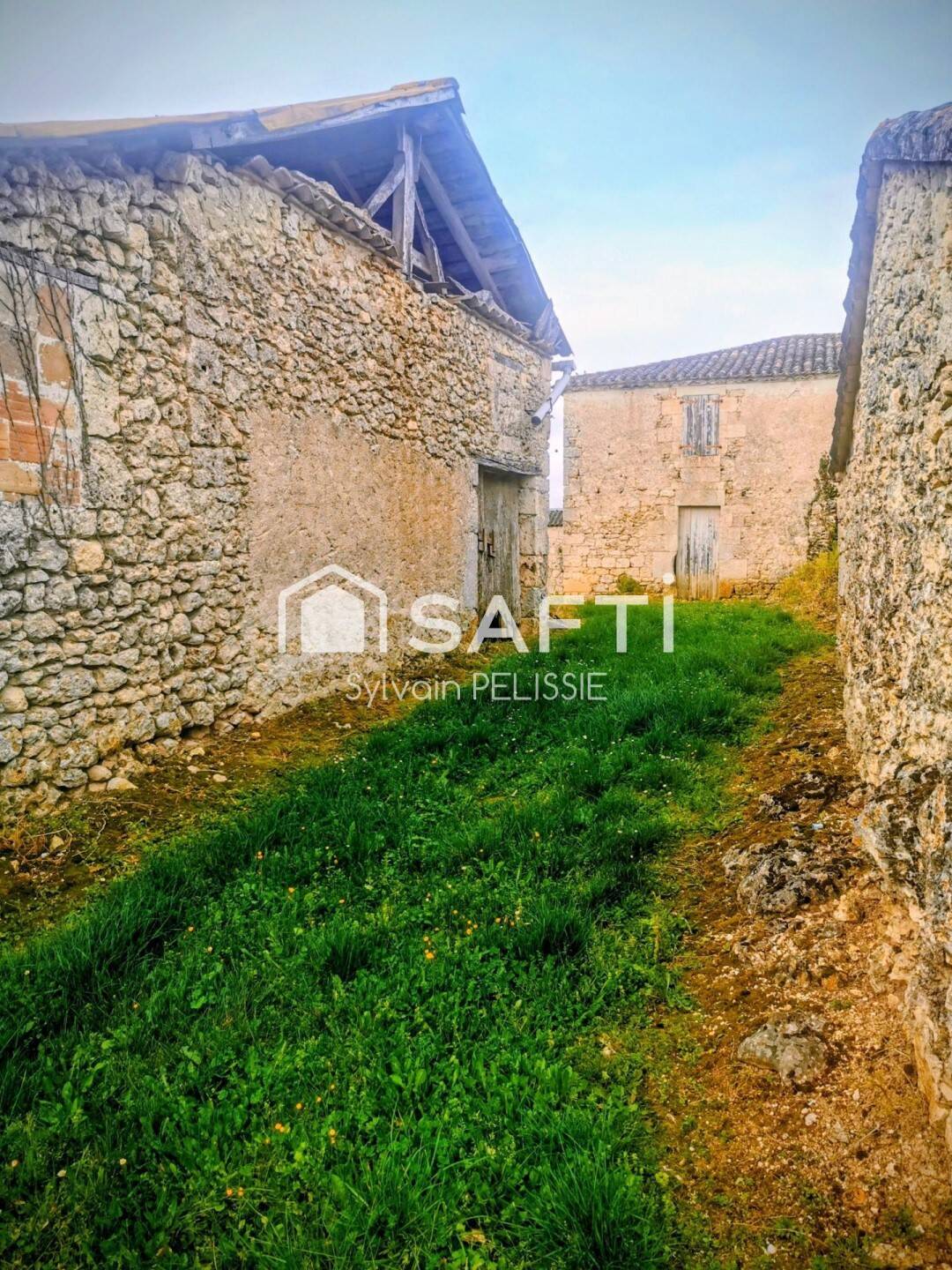 Maison 1 pièce 70 m² · à Lacour · 70 m² · 76 000 €