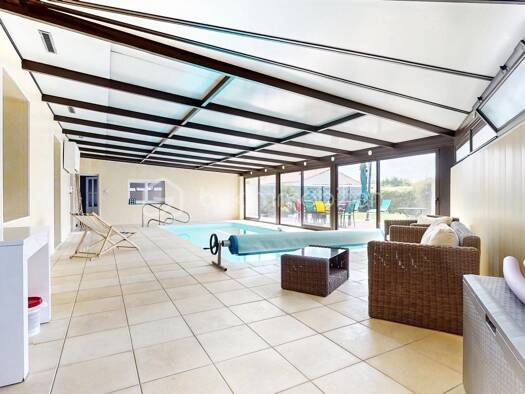 Local commercial à vendre 298 000 € 35 m² de surface de vente La Crèche 79260