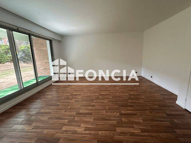 Appartement 2 pièces 67 m² · à Croix · 67,2 m² · 892 €