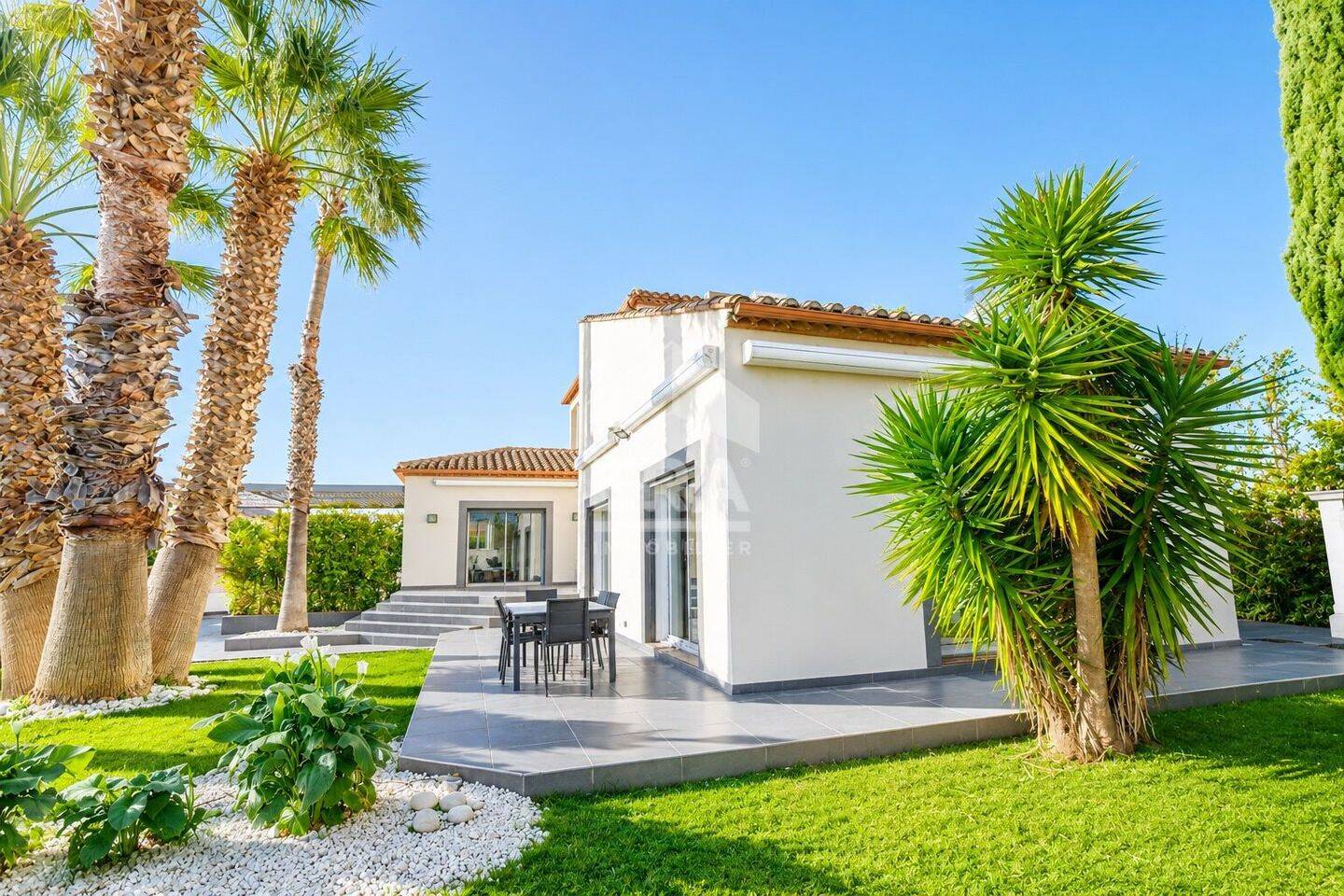 Maison 7 pièces 241 m² · à Perpignan · 240,6 m² · 800 000 €