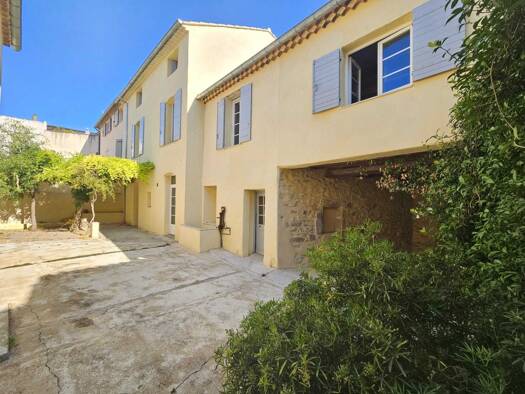 Maison à vendre 349 000 € 7 pièces 4 chambres 173 m² 100 m² de terrain Caderousse 84860