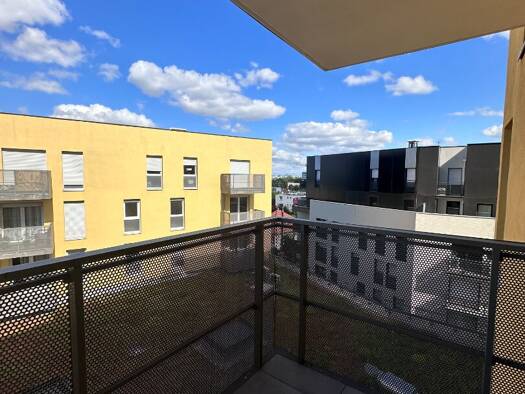 Appartement à louer 838 € 2 pièces 1 chambre 39 m² Étage 5/7 Agriculture Sud Bezons 95870