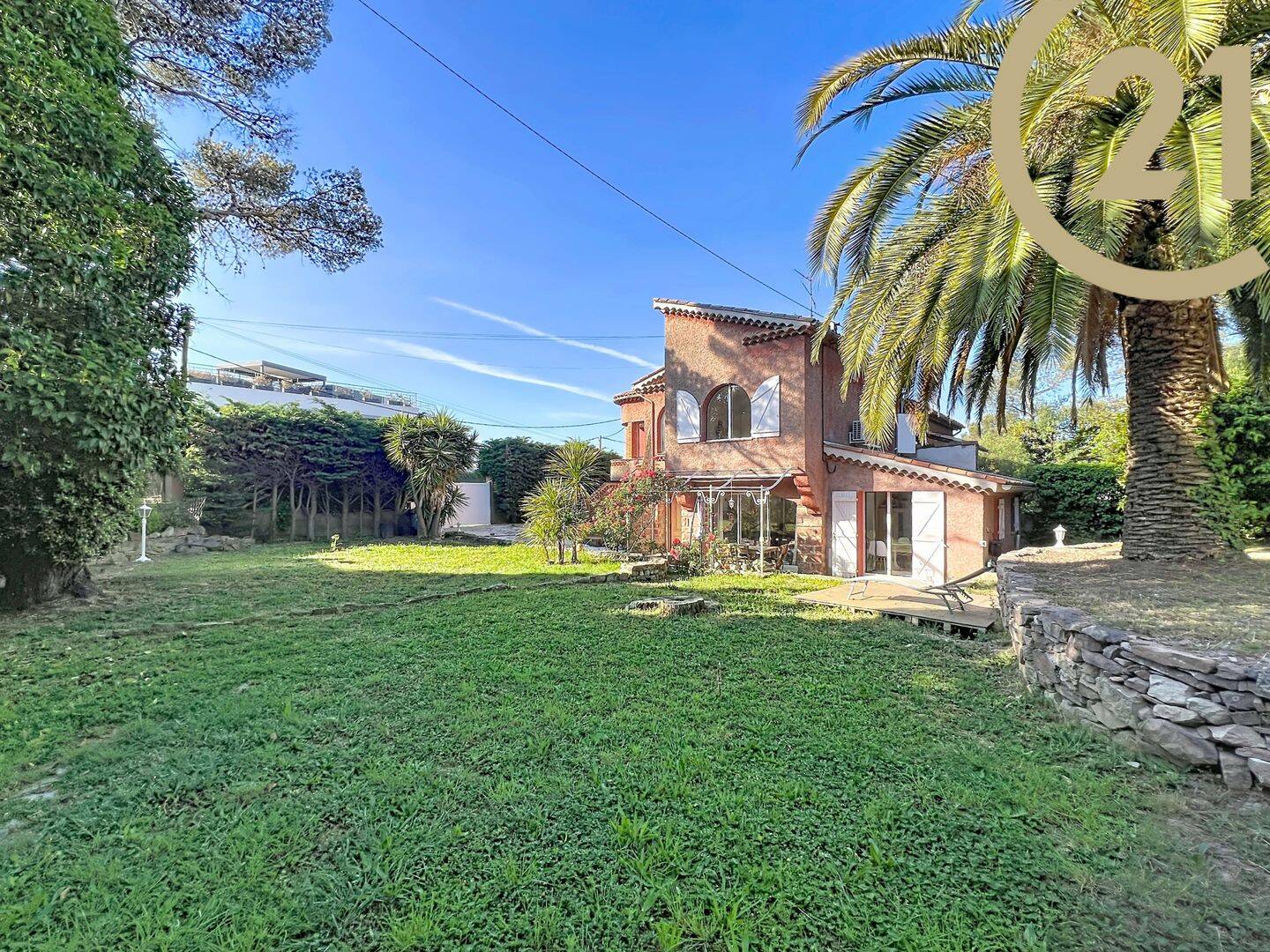 Maison 5 pièces 113 m² · à Saint-Raphaël · 113 m² · 599 900 €