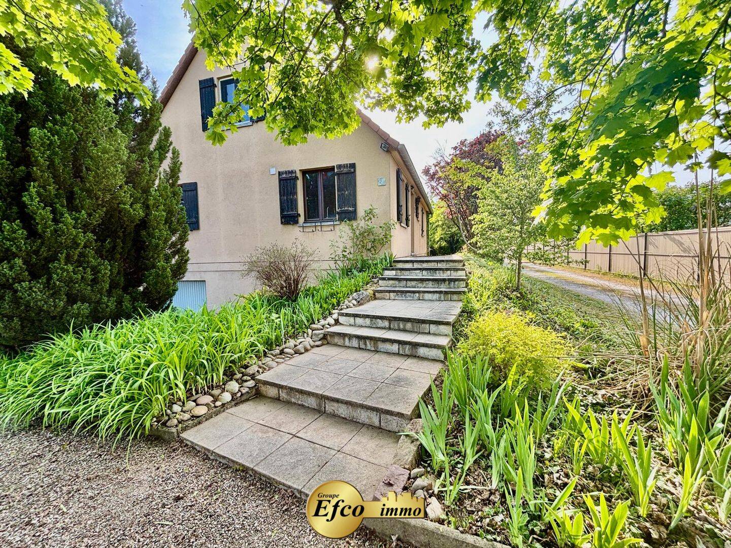 Maison 6 pièces 144 m² · à Kembs · 143,8 m² · 379 000 €