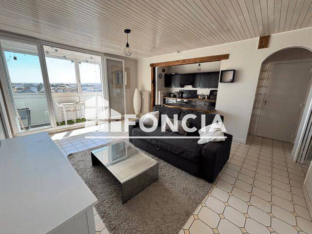 Appartement 3 pièces 69 m² · à Reims · 68,6 m² · 780 €