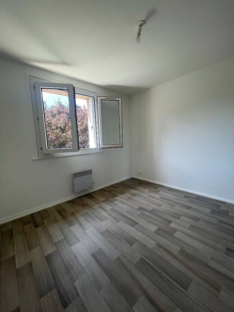 Appartement 4 pièces 69 m² · à Saint Bonnet le · 69 m² · 413 €/mois
