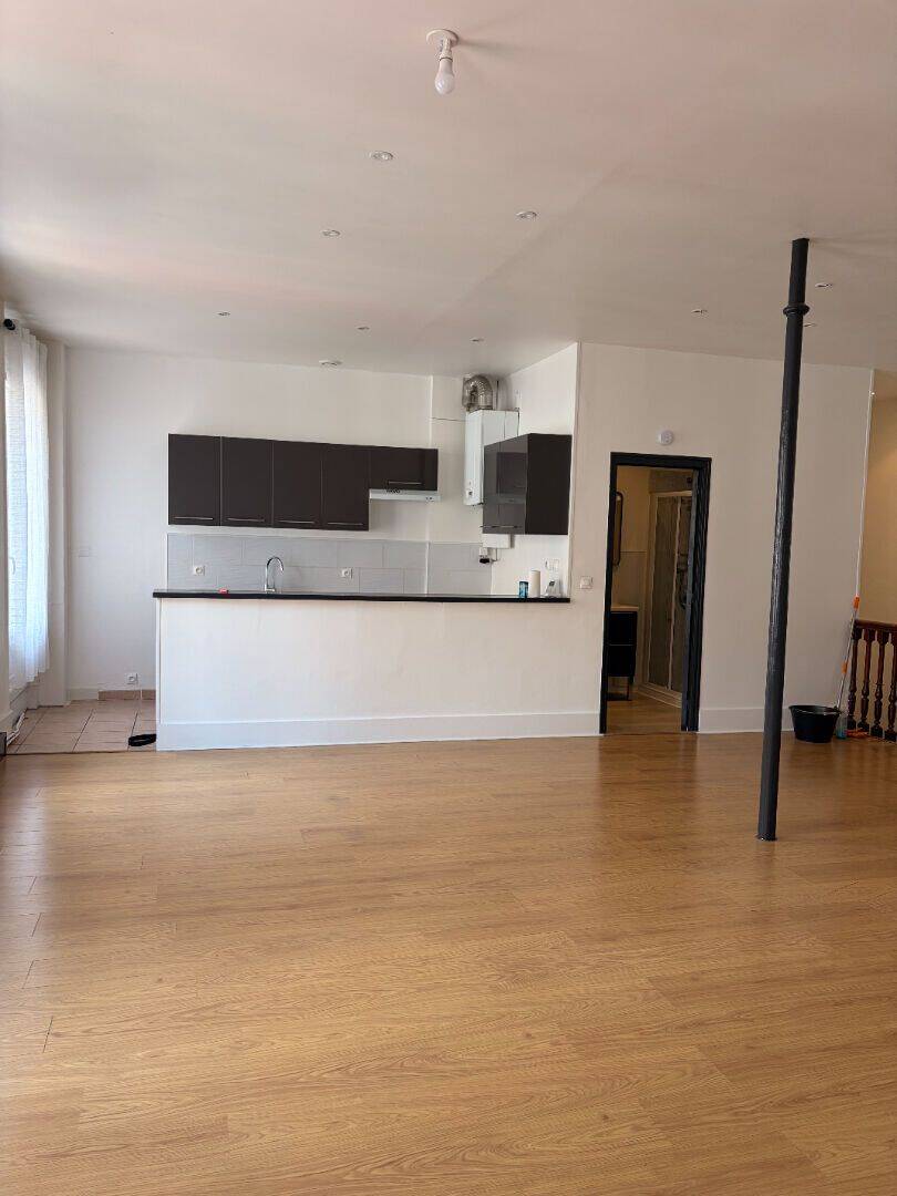 Appartement 3 pièces 85 m² · à Saint-Quentin · 85 m² · 710 €/mois