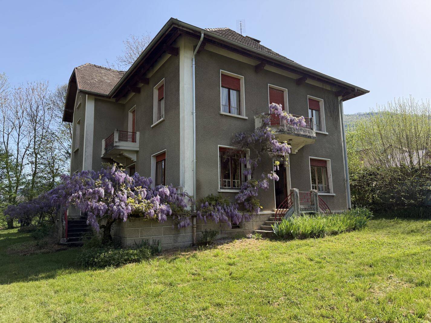Maison 9 pièces 197 m² · à Champagneux · 197 m² · 269 000 €