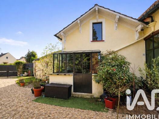 Appartement à vendre 253 000 € 3 pièces 2 chambres 64 m² RDC/2 Galluis 78490