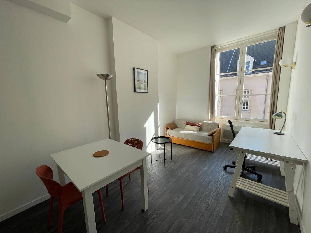 Appartement 2 pièces 30 m² · à Orléans · 29,8 m² · 570 €/mois