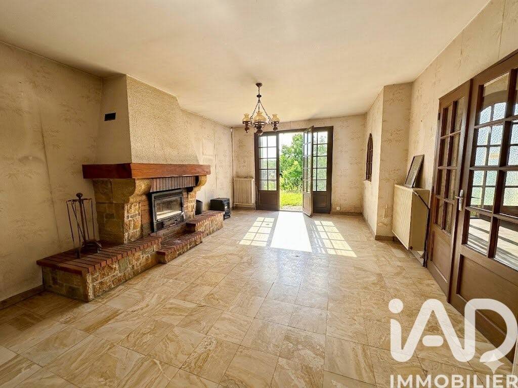 Maison 5 pièces 133 m² · à Saint-Prest · 133 m² · 240 000 €