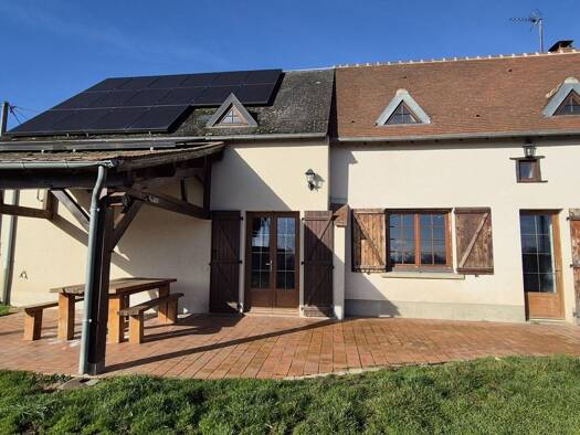 Villa à vendre 136 500 € 1 pièce 1 chambre 100 m² 595 m² de terrain Moutier-Malcard 23220