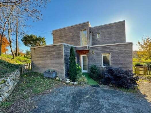 Maison à vendre 279 000 € 4 pièces 3 chambres 135 m² 1 349 m² de terrain Rural Nord et Rural Est Castres 81100