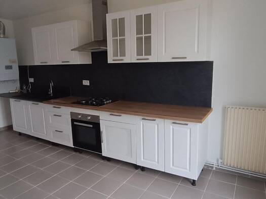 Maison à vendre 160 000 € 4 pièces 3 chambres 101 m² 453 m² de terrain Turly Bourges 18000