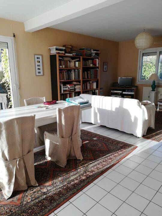 Appartement 1 pièce 13 m² · à Saint-Jacques-de-la-Lande · 13 m² · 500 €
