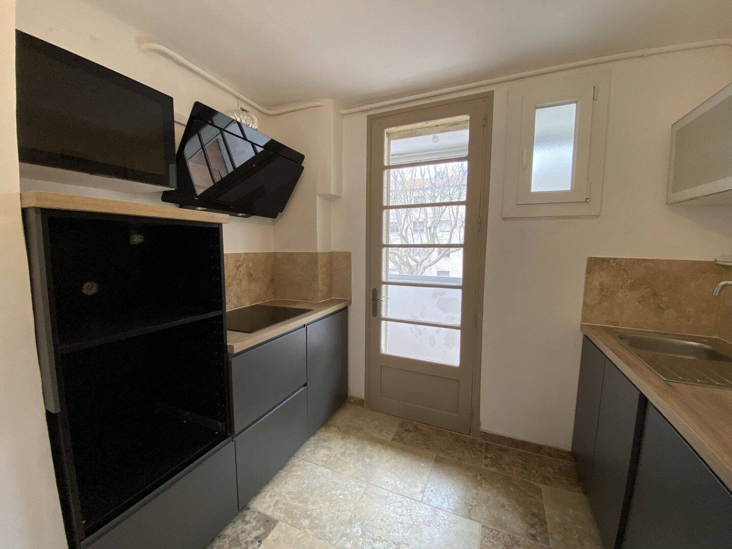 Appartement 3 pièces 58 m² · à Arles · 58 m² · 666 €/mois