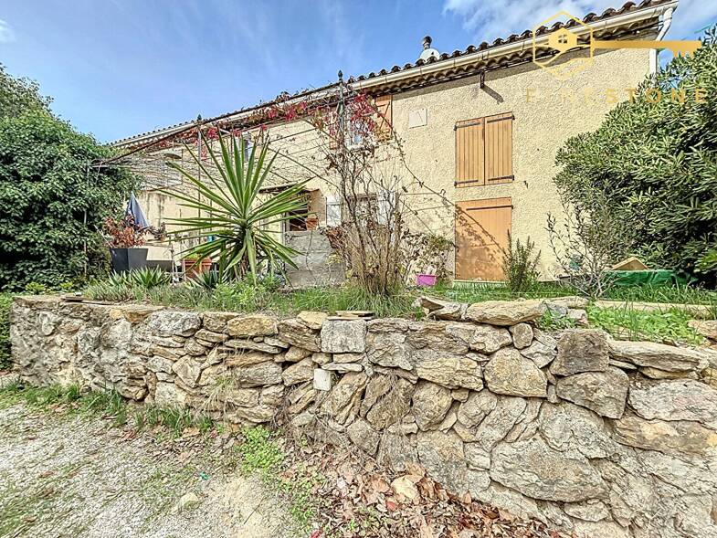Maison à vendre 450 000 € 4 pièces 3 chambres 100 m² 245 m² de terrain Le Castellet 83330