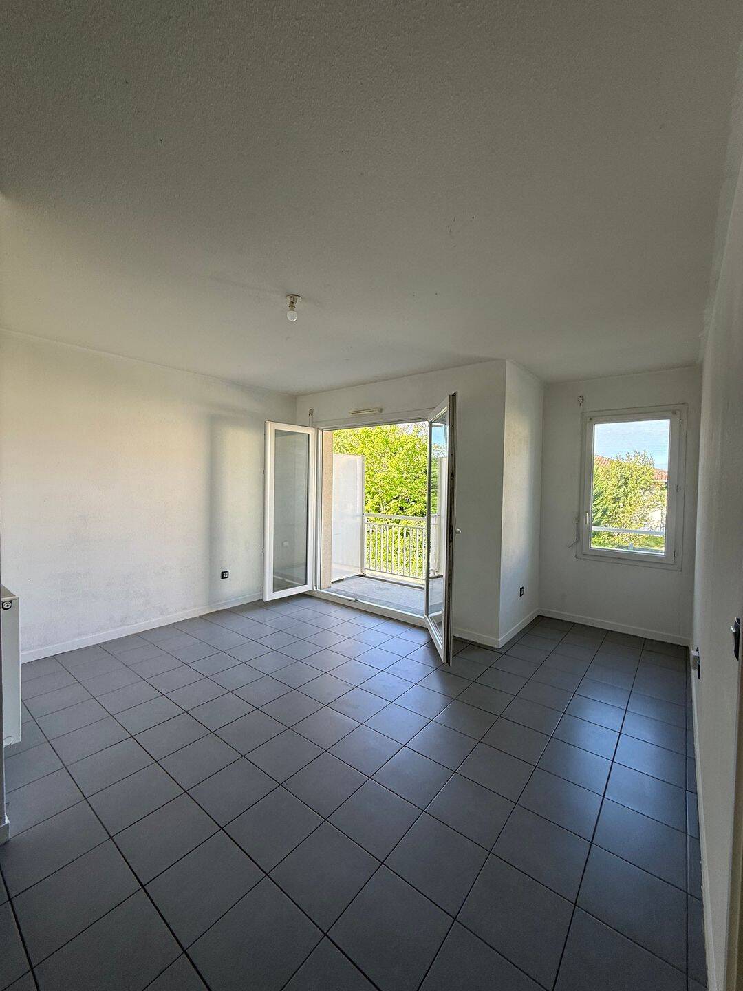 Appartement 2 pièces 41 m² · à Montussan · 40,8 m² · 575 €