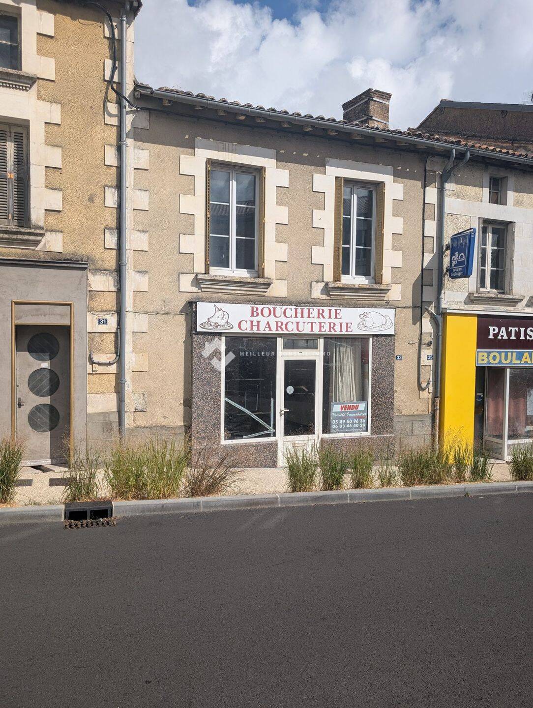 Maison 6 pièces 140 m² · à Latillé · 140 m² · 46 000 €