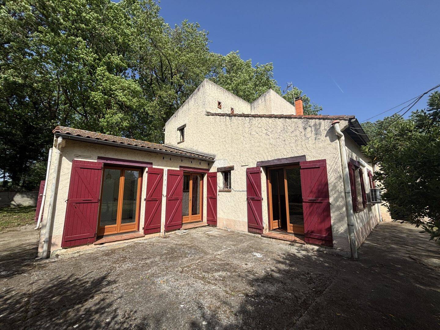 Maison 6 pièces 113 m² · à Larra · 113 m² · 244 000 €