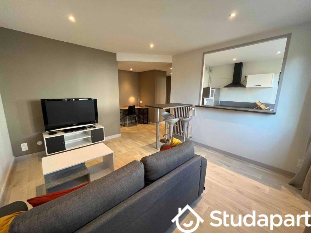 3 pièces 58 m² · à Clermont-Ferrand · 58 m² · 880 €/mois