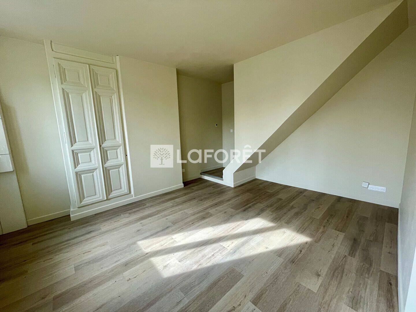 Maison 4 pièces 100 m² · à Maresquel-Ecquemicourt · 100 m² · 950 €