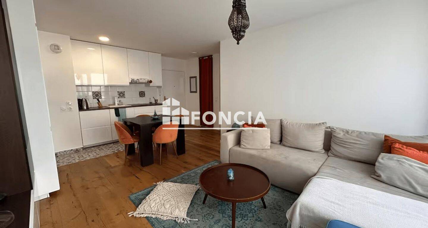 Appartement 3 pièces 58 m² · à Bonneuil-sur-Marne · 57,6 m² · 1 350 €