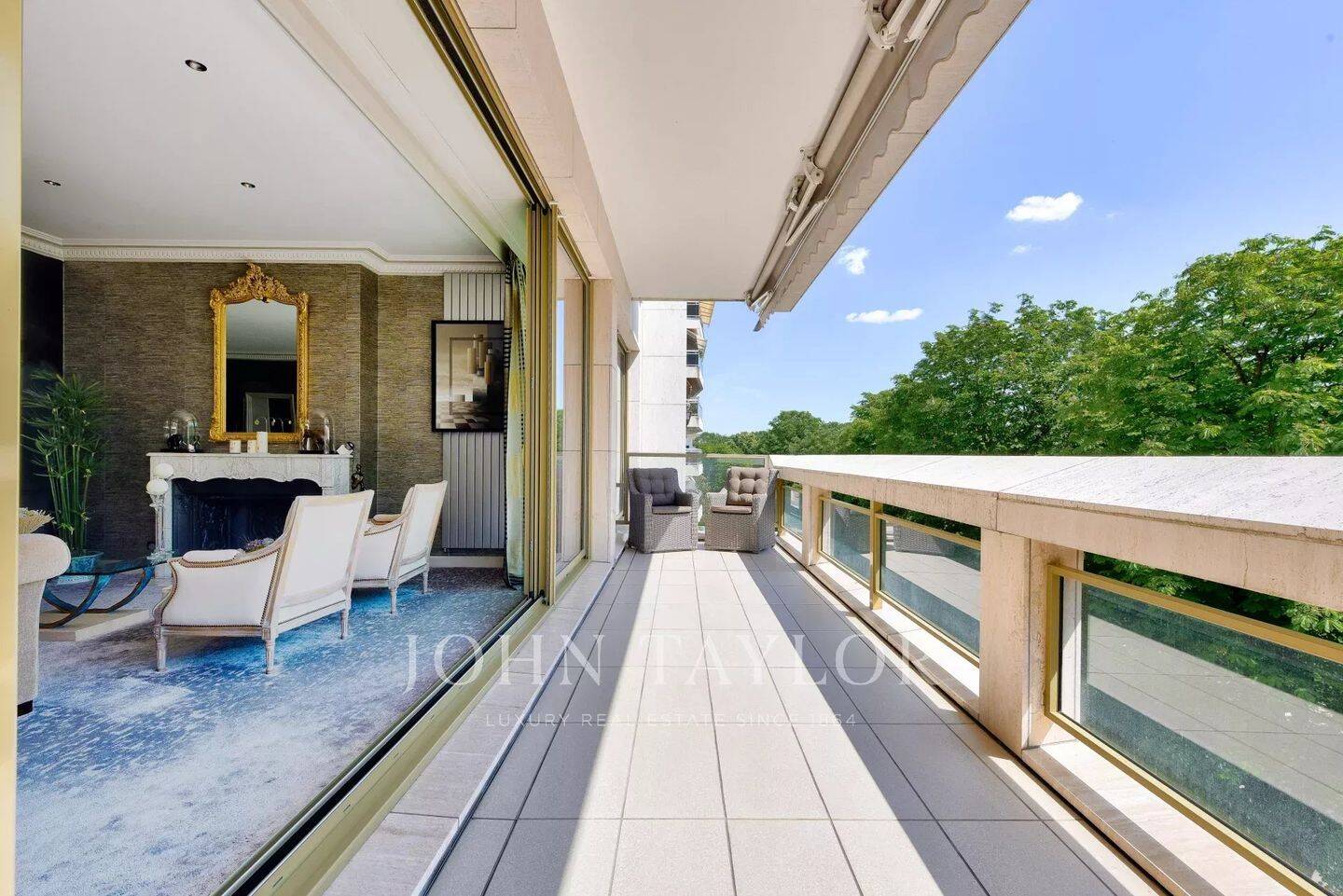 Appartement 6 pièces 230 m² · à Paris 16ème Arrondissement · 230 m² · 4 500 000 €