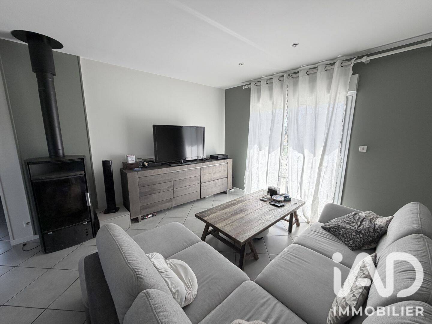 Maison 6 pièces 117 m² · à Biras · 117 m² · 209 000 €
