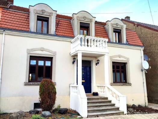 Maison à vendre 249 900 € 7 pièces 4 chambres 215 m² 2 410 m² de terrain Ham-sous-Varsberg 57880