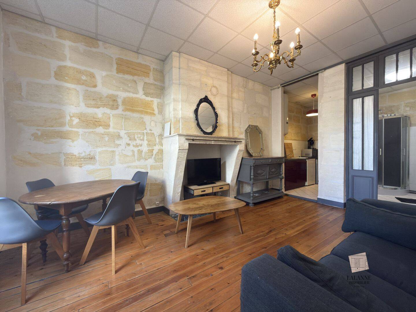 Appartement 2 pièces 47 m² · à Bordeaux · 47 m² · 879 €