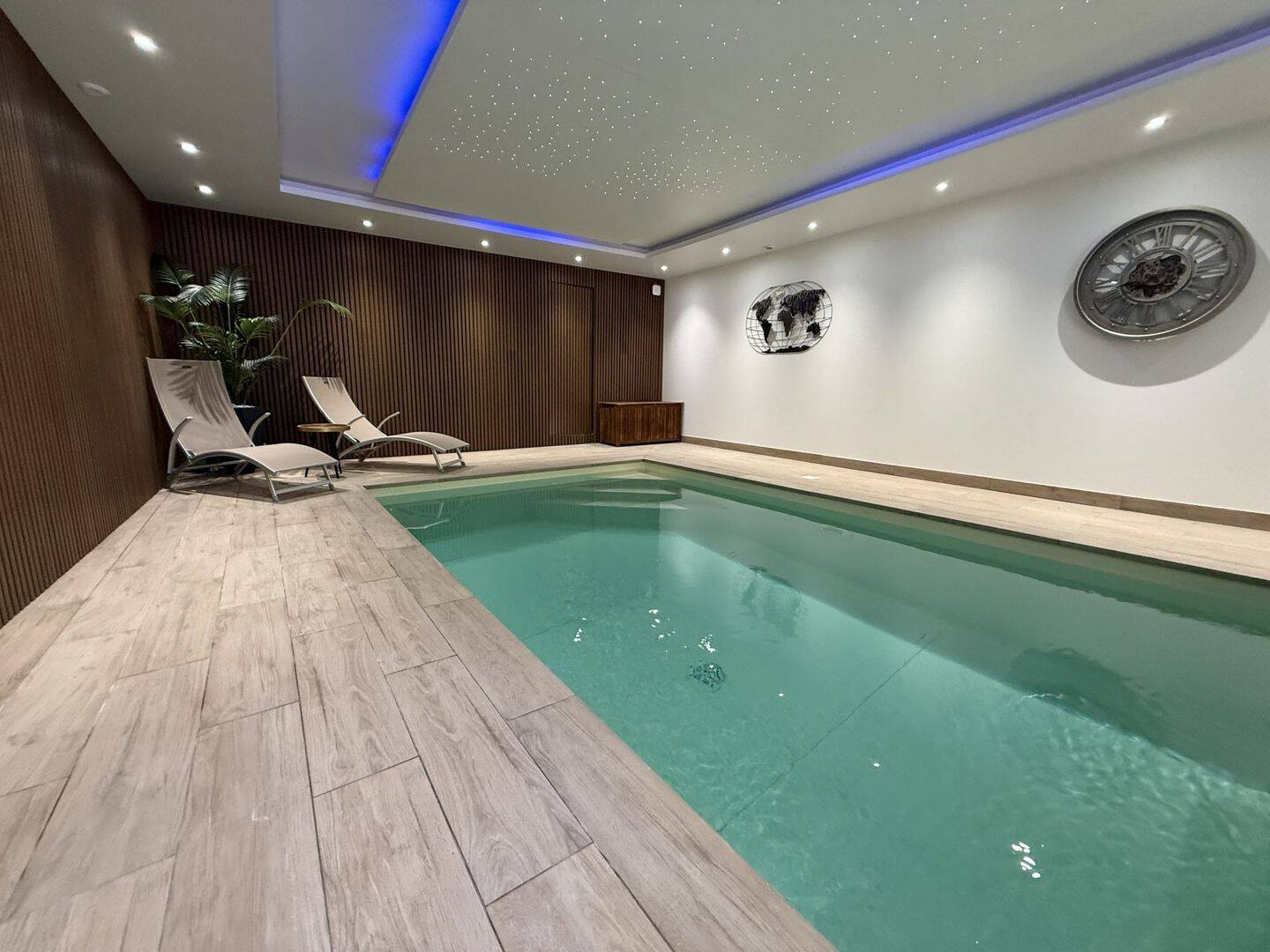 Maison 7 pièces 252 m² · à Trévou-Tréguignec · 252 m² · 741 000 €