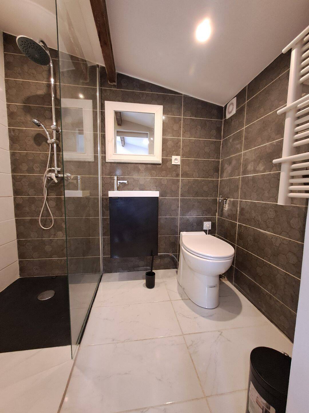 Appartement 1 pièce 13 m² · à Vaulx-en-Velin · 13 m² · 690 €