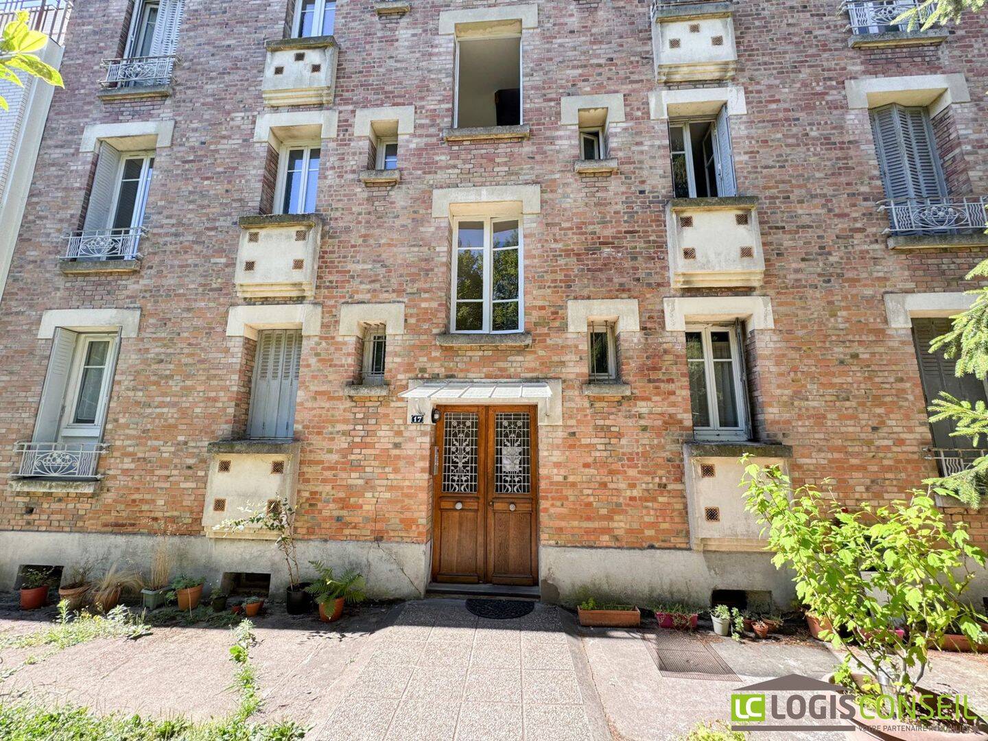 Appartement 4 pièces 88 m² · à Sceaux · 88,3 m² · 2 045 €