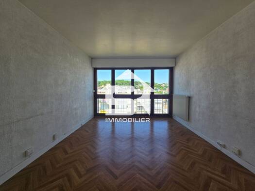 Appartement à vendre 181 000 € 2 pièces 1 chambre 34 m² Étage 6/6 Parapluies Fontenay-sous-Bois 94120