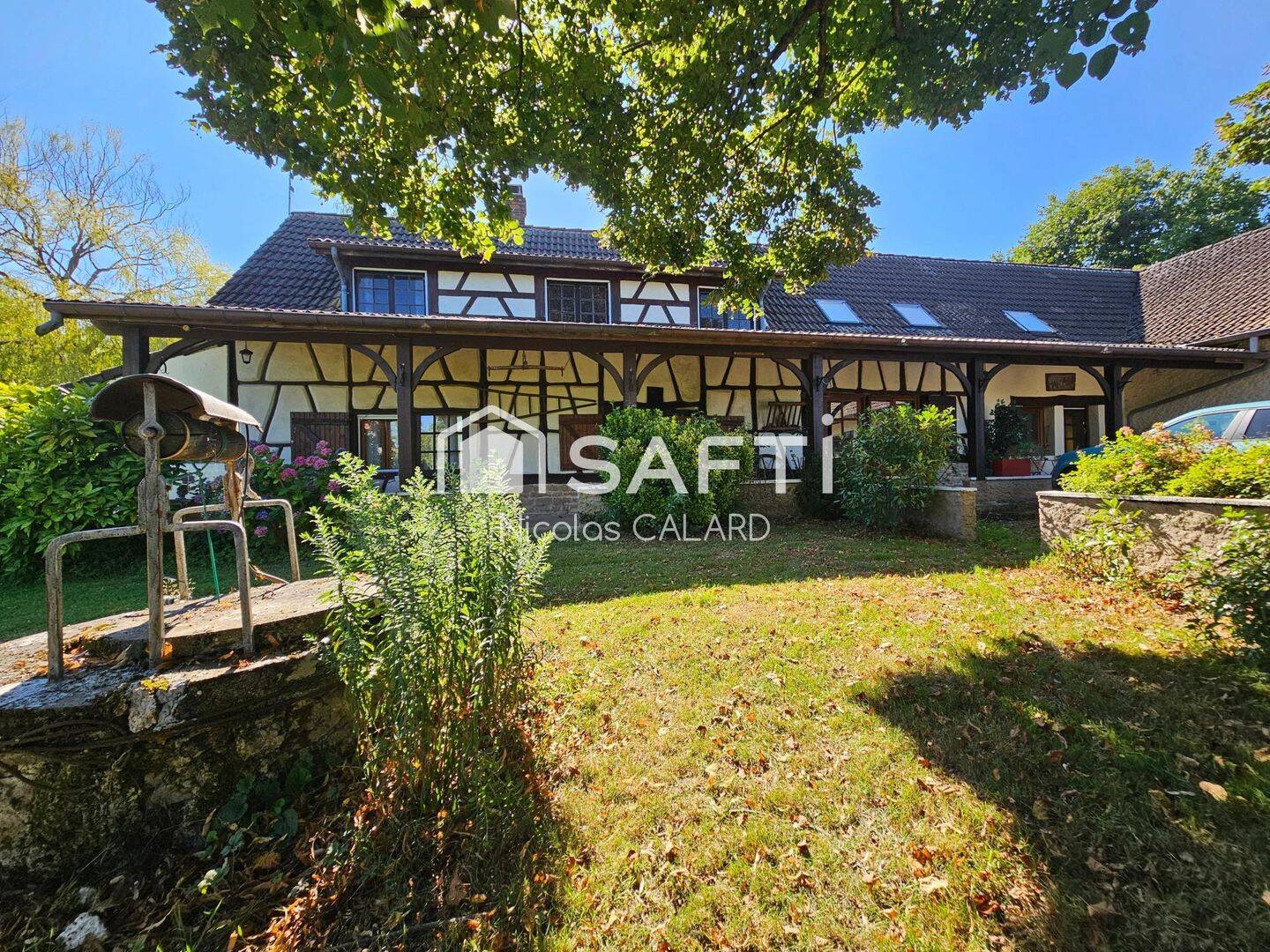 Maison 8 pièces 194 m² · à L'Abergement-Sainte-Colombe · 194 m² · 350 000 €