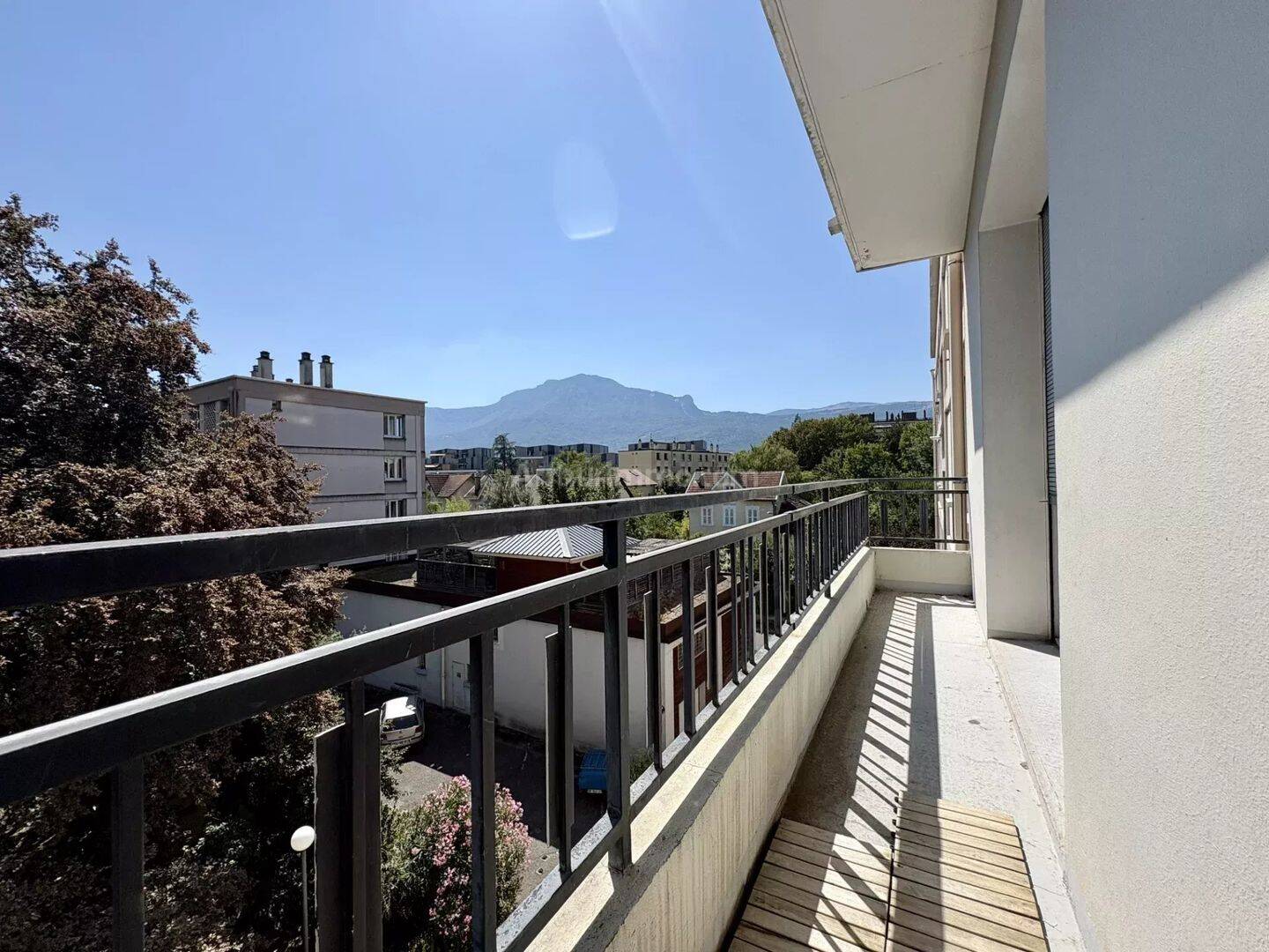Appartement 4 pièces 70 m² · à Grenoble · 69,9 m² · 1 106 €