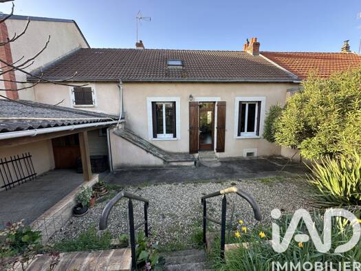 Maison à vendre 117 000 € 4 pièces 3 chambres 95 m² 523 m² de terrain Bel Air Issoudun 36100