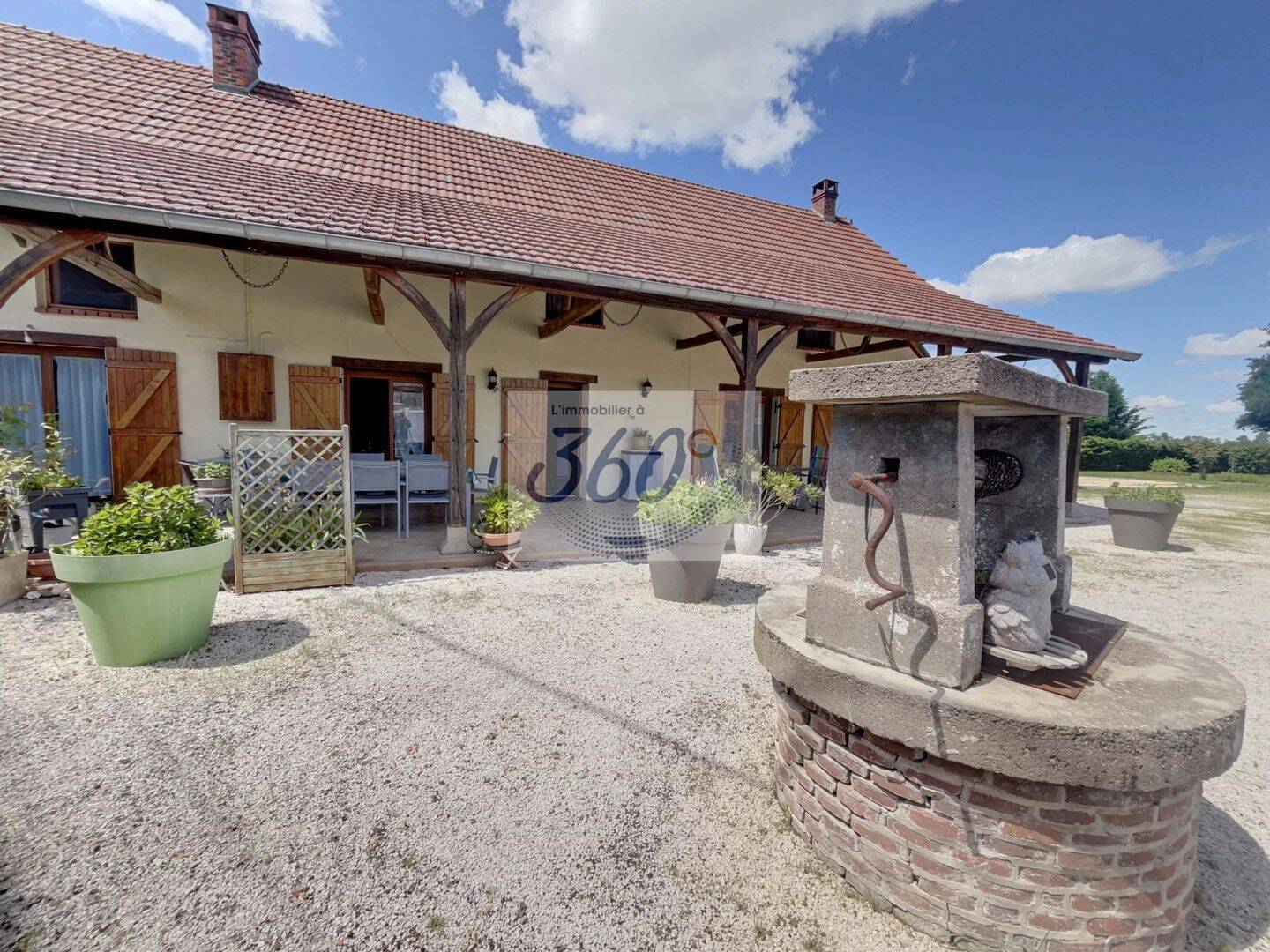 Maison 7 pièces 187 m² · à Louhans · 186,5 m² · 274 000 €