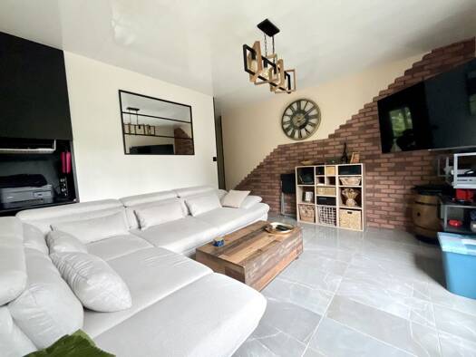 Appartement à vendre 200 000 € 2 pièces 1 chambre 45 m² Étage 1/4 Europe-Maupassant Chatou 78400