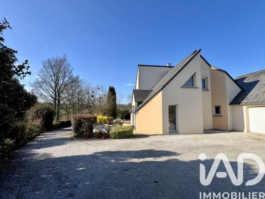 Maison à vendre 307 000 € 6 pièces 4 chambres 144 m² 6 870 m² de terrain Quibou 50750