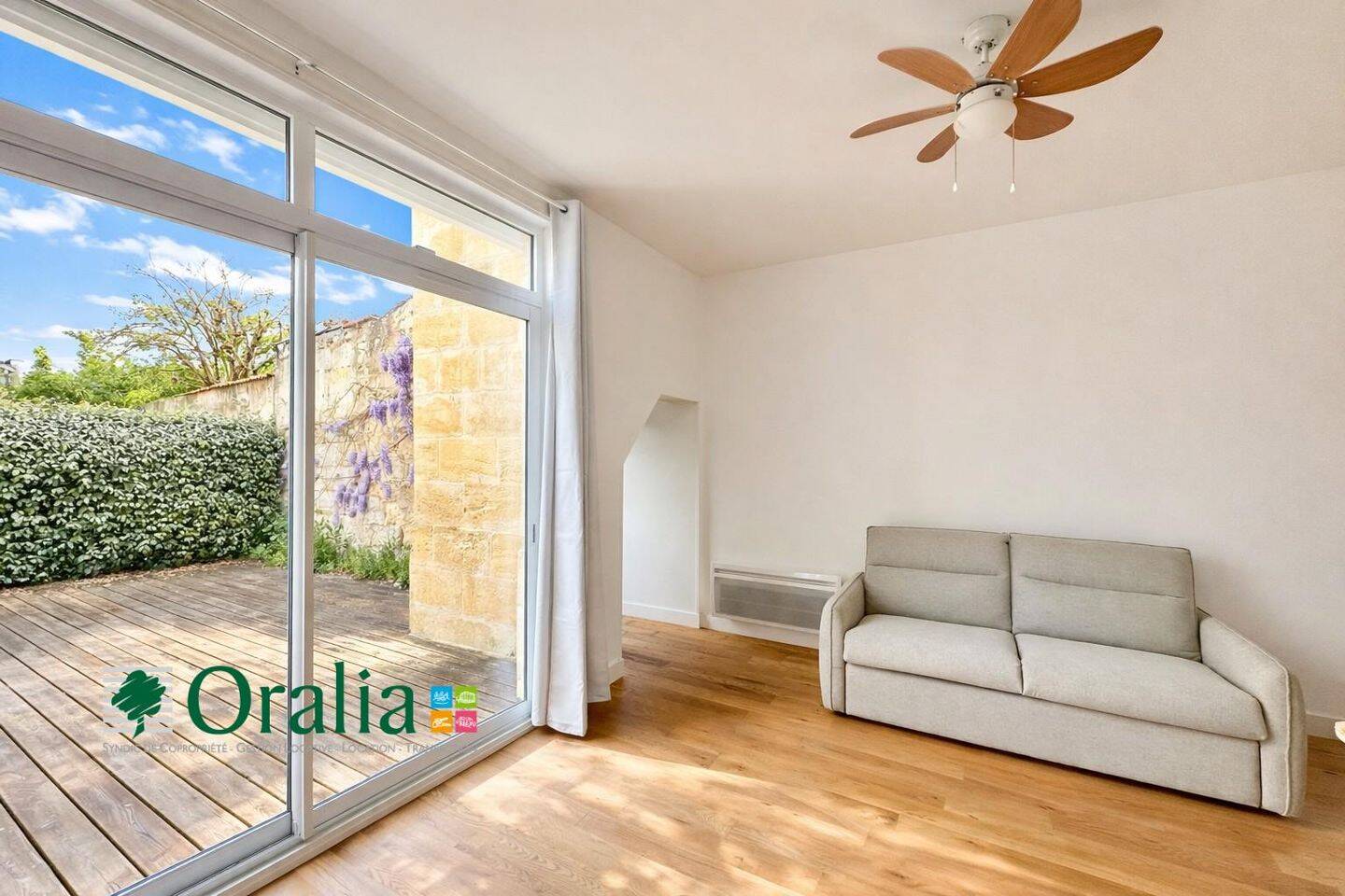 Appartement 1 pièce 28 m² · à Bordeaux · 27,5 m² · 780 €