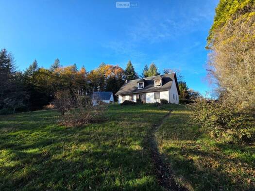 Maison à vendre 156 750 € 6 pièces 4 chambres 163 m² 5 433 m² de terrain Eyrein 19800