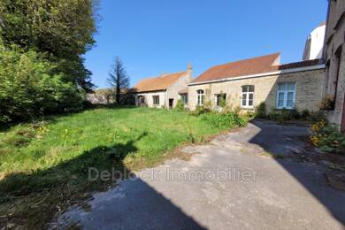 Hôtel particulier à vendre 400 400 € 10 pièces 9 chambres 334 m² 737 m² de terrain Bergues 59380