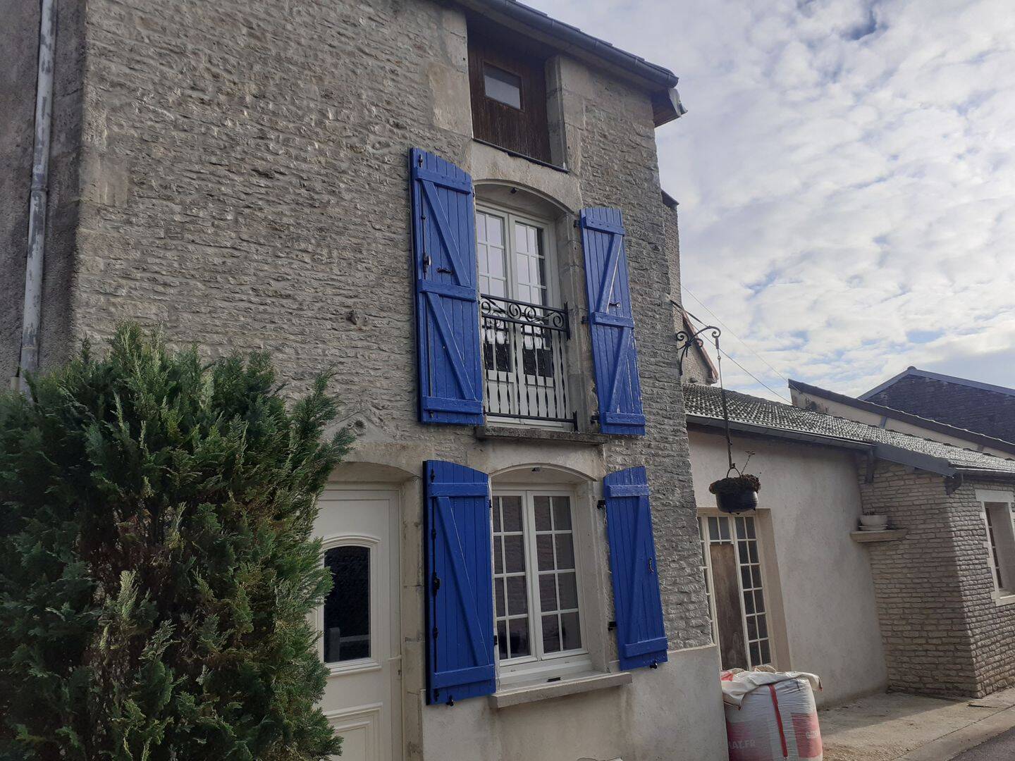 Maison 3 pièces 89 m² · à Couvignon · 88,7 m² · 96 000 €